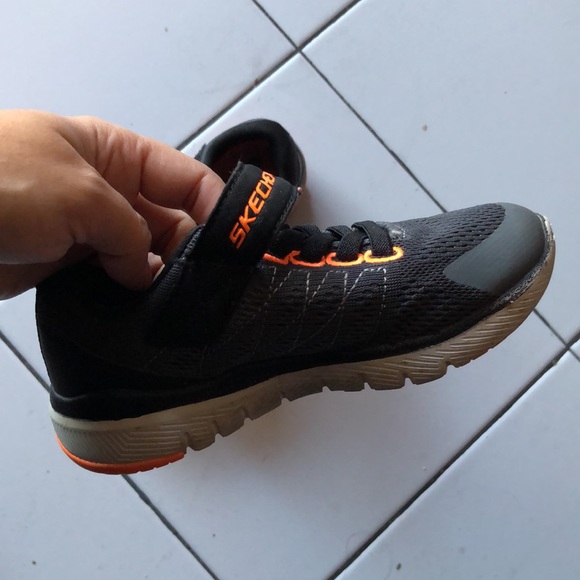 Lightly use. Size 12 - Picture 5 of 6